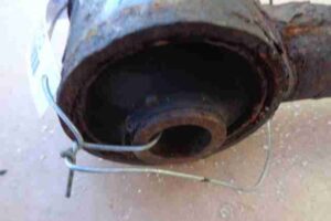 Изображение товара 18113 - 00018113 rychag perednij levyj verkhnij Renault Laguna 2