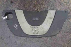 Изображение товара 18295 - 00018295 kryshka dvigatelya dekorativnaya Ford Scorpio