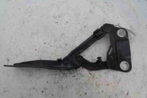 Изображение товара 18300 - 00018300 petlya kapota levaya Ford Escort