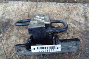 Изображение товара 18388 - 00018388 petlya dveri zadnyaya Toyota Carina E 2