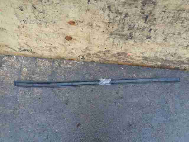 Изображение товара 18441 - 00018441 nakladka dveri (molding) Ford Transit Connect