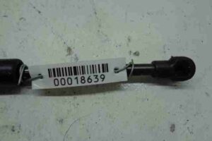 Изображение товара 18639 - 00018639 amortizator kryshki bagazhnika Toyota Corolla Matrix 1