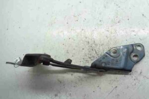 Изображение товара 18743 - 00018743 petlya kapota levaya Toyota Corolla Matrix 2