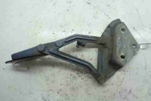 Изображение товара 18743 - 00018743 petlya kapota levaya Toyota Corolla Matrix