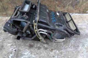 Изображение товара 19174 - 00019174 korpus otopitelya Toyota Carina E 3