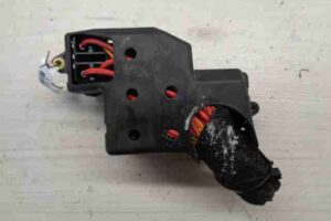 Изображение товара 19181 - 00019181 blok predokhranitelej Toyota Corolla Matrix 1