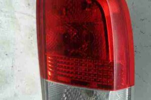 Изображение товара 19261 - 00019261 fonar kryla pravyj Volvo XC70
