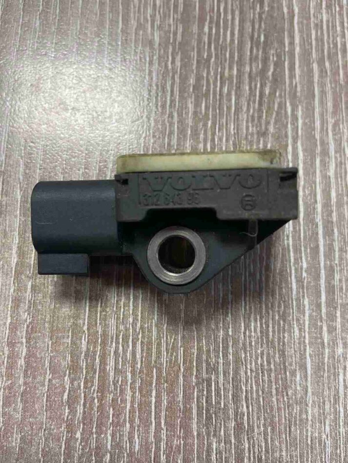 Изображение товара 19388 - 00019388 datchik udara Volvo XC90