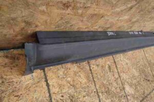 Изображение товара 19402 - 00019402 porog plastikovyj levyj Volkswagen Amarok 2