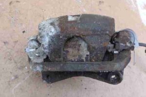 Изображение товара 19874 - 00019874 support perednij levyj Renault Sandero 3