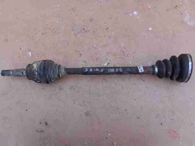 Изображение товара 19915 - 00019915 poluos perednyaya levaya Renault Sandero