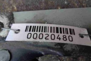 Изображение товара 20480 - 00020480 petlya kryshki bagazhnika Toyota Carina E 3