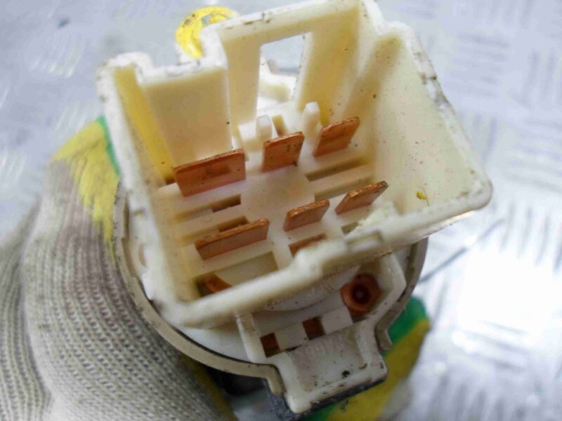 Изображение товара 20530 - 00020530 zamok zazhiganiya Citroen C5