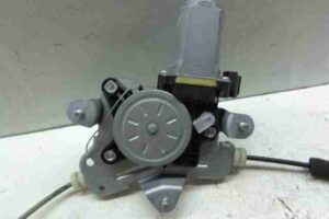 Изображение товара 20686 - 00020686 steklopodemnik perednij pravyj Opel Omega 3