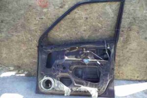 Изображение товара 20770 - 00020770 dver perednyaya pravaya Porsche Macan 3