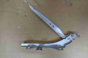 Изображение товара 20984 - 00020984 petlya kapota levaya Volvo XC70 3