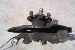 Изображение товара 21033 - 00021033 kulak povorotnyj levyj Ford Explorer 2