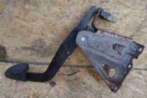 Изображение товара 21133 - 00021133 pedal tormoza Toyota Celica 2