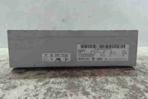 Изображение товара 21351 - 00021351 blok upravleniya priema signala magnitoly 1