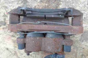 Изображение товара 21641 - 00021641 support perednij levyj Chrysler Sebring 1