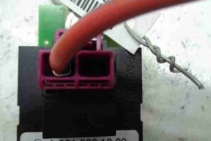 Изображение товара 21812 - 00021812 blok usilitelya antenny Ford Scorpio 3