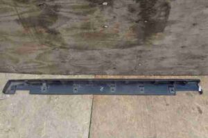 Изображение товара 22132 - 00022132 porog plastikovyj levyj Hyundai Matrix 2