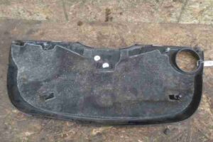Изображение товара 22583 - 00022583 kryshka dvigatelya dekorativnaya Ford Maverick 2