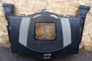 Изображение товара 22825 - 00022825 kryshka dvigatelya dekorativnaya Ford Scorpio