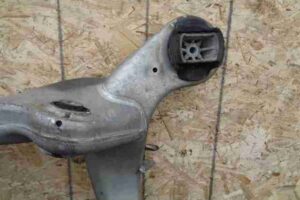 Изображение товара 22924 - 00022924 balka zadnyaya Ford Scorpio 2