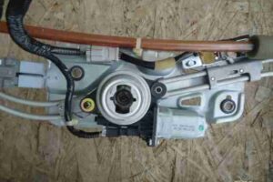 Изображение товара 22962 - 00022962 lyuk Volkswagen Amarok 3