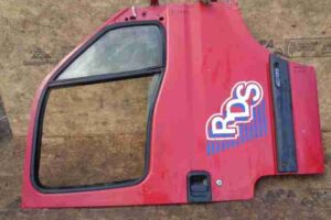 Изображение товара 23079 - 00023079 dver perednyaya pravaya Nissan Titan