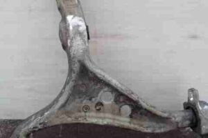 Изображение товара 23264 - 00023264 rychag perednij levyj nizhnij Ford Taurus 1