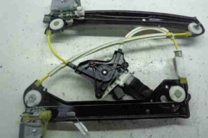 Изображение товара 23358 - 00023358 steklopodemnik zadnij pravyj 1