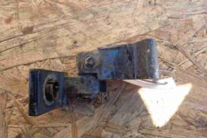 Изображение товара 23438 - 00023438 petlya dveri perednyaya 1