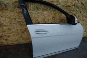 Изображение товара 23579 - 00023579 dver perednyaya pravaya Honda Ridgeline 2