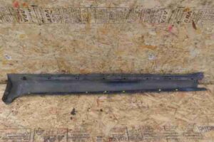 Изображение товара 23833 - 00023833 porog plastikovyj pravyj Volvo V50 2