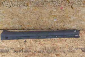 Изображение товара 23833 - 00023833 porog plastikovyj pravyj Volvo V50