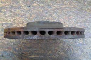 Изображение товара 23925 - 00023925 disk tormoznoj perednij Peugeot 306 2