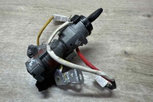 Изображение товара 24220 - 00024220 zamok zazhiganiya Mercedes CLA