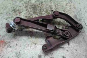 Изображение товара 24292 - 00024292 petlya kapota levaya GMC Canyon 2