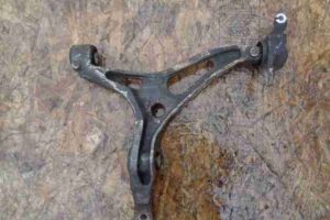 Изображение товара 24645 - 00024645 rychag perednij pravyj nizhnij Ford Transit Connect