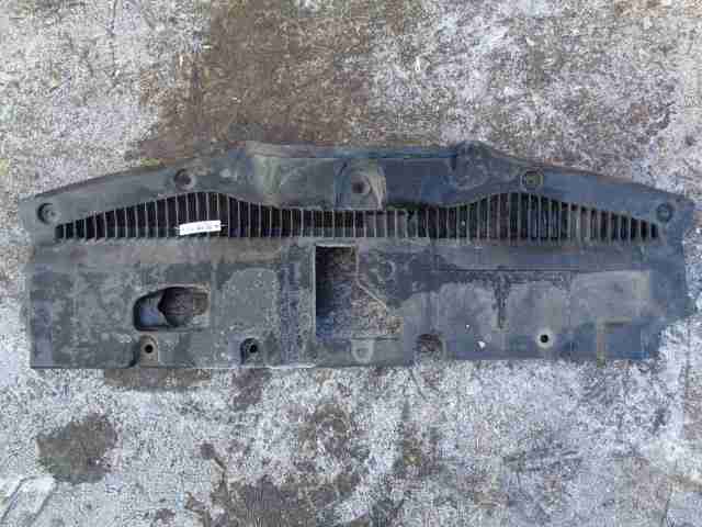 Изображение товара 24709 - 00024709 deflektor radiatora Peugeot 306