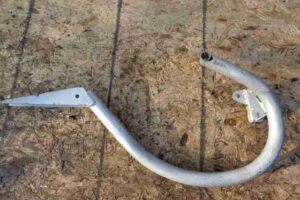 Изображение товара 24722 - 00024722 petlya kryshki bagazhnika Honda Ridgeline 1