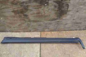 Изображение товара 24834 - 00024834 porog plastikovyj pravyj Volvo XC70