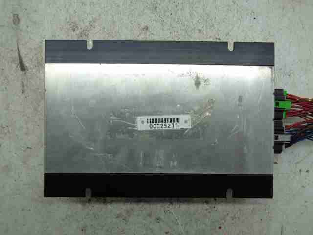 Изображение товара 25211 - 00025211 blok usilitelya muzyki Toyota Corolla Matrix