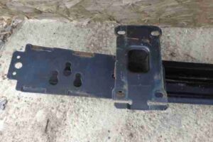 Изображение товара 25235 - 00025235 usilitel bampera perednij Audi Q5 1