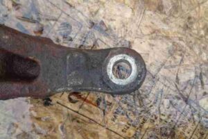 Изображение товара 25437 - 00025437 rychag perednij levyj nizhnij Ford Transit Connect 2