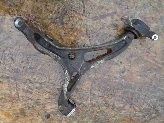 Изображение товара 25437 - 00025437 rychag perednij levyj nizhnij Ford Transit Connect