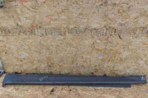 Изображение товара 25451 - 00025451 porog plastikovyj levyj 