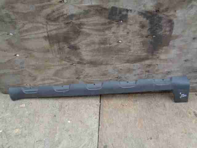 Изображение товара 25527 - 00025527 porog plastikovyj levyj Peugeot 406